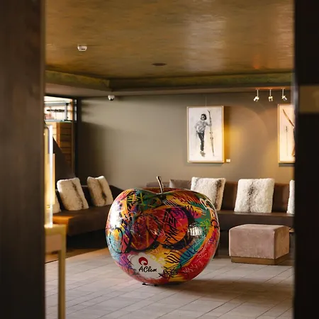 Otel Ambassador