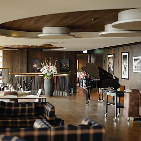 Ambassador Otel Crans-Montana