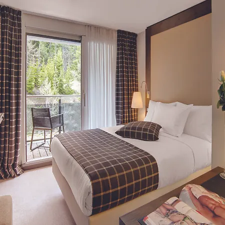Ambassador Hotel 5*