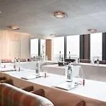 Ambassador Hotel 5*