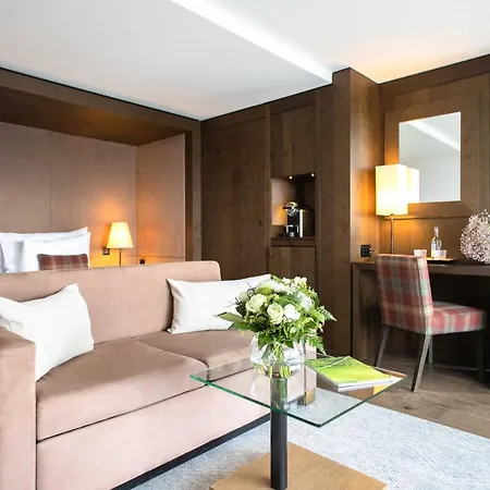 Ambassador Hotel Crans-Montana